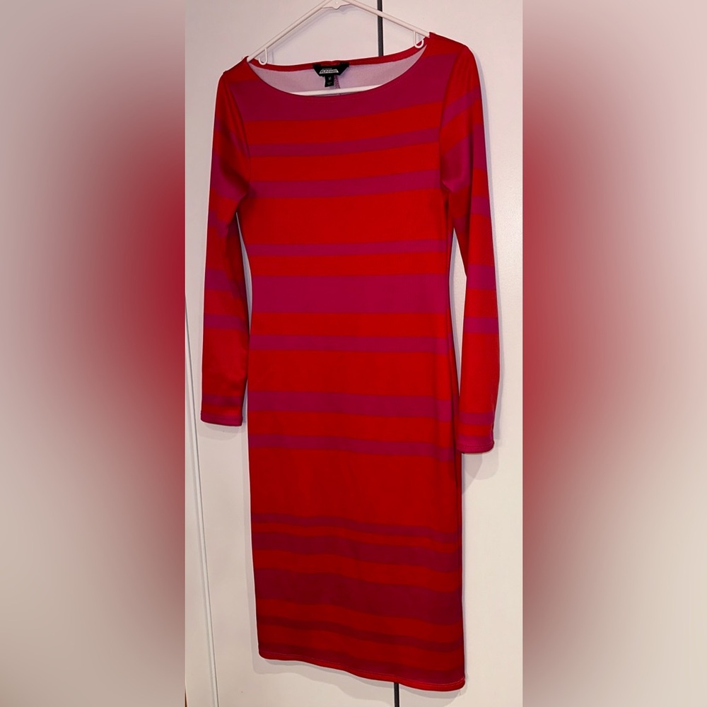 Project Runway Stripe Knit Bodycon Dress Pink. Size M - Picture 2 of 6